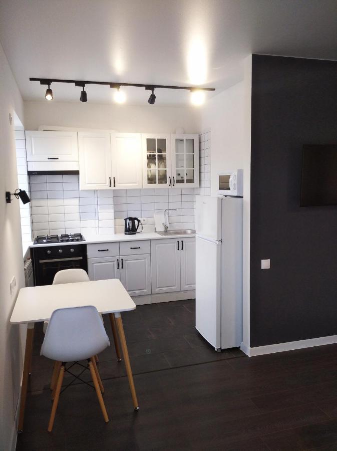 White Apartment Poltava Buitenkant foto