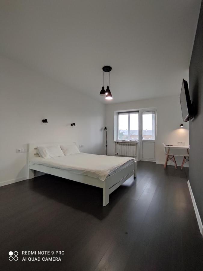 White Apartment Poltava Buitenkant foto